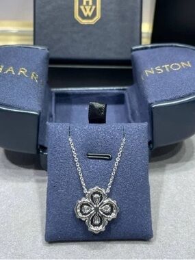 Harry Winston Silver Floral Motif Diamond Pendant Necklace